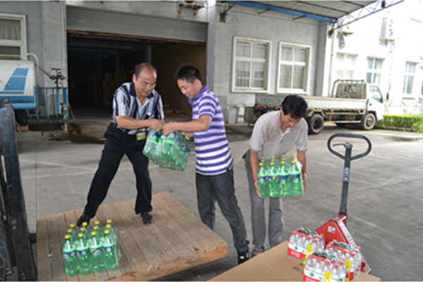 團辦公室到車間一線慰問員工